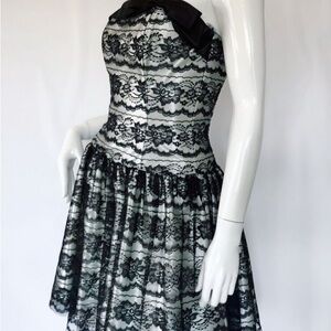 Elegant Black Lace Dress